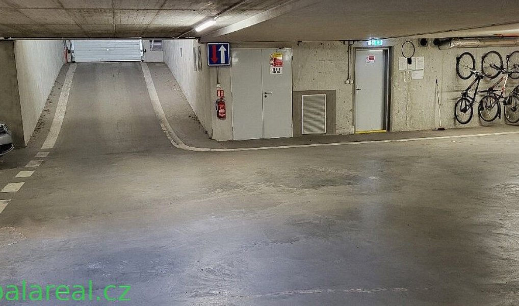 Pronájem garáže, 13 m², Komárov - Brno-město, Brno