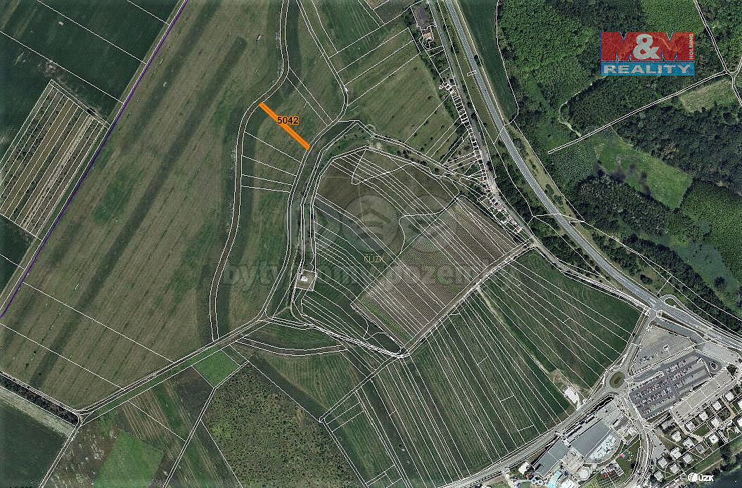 Prodej pole 650 m²