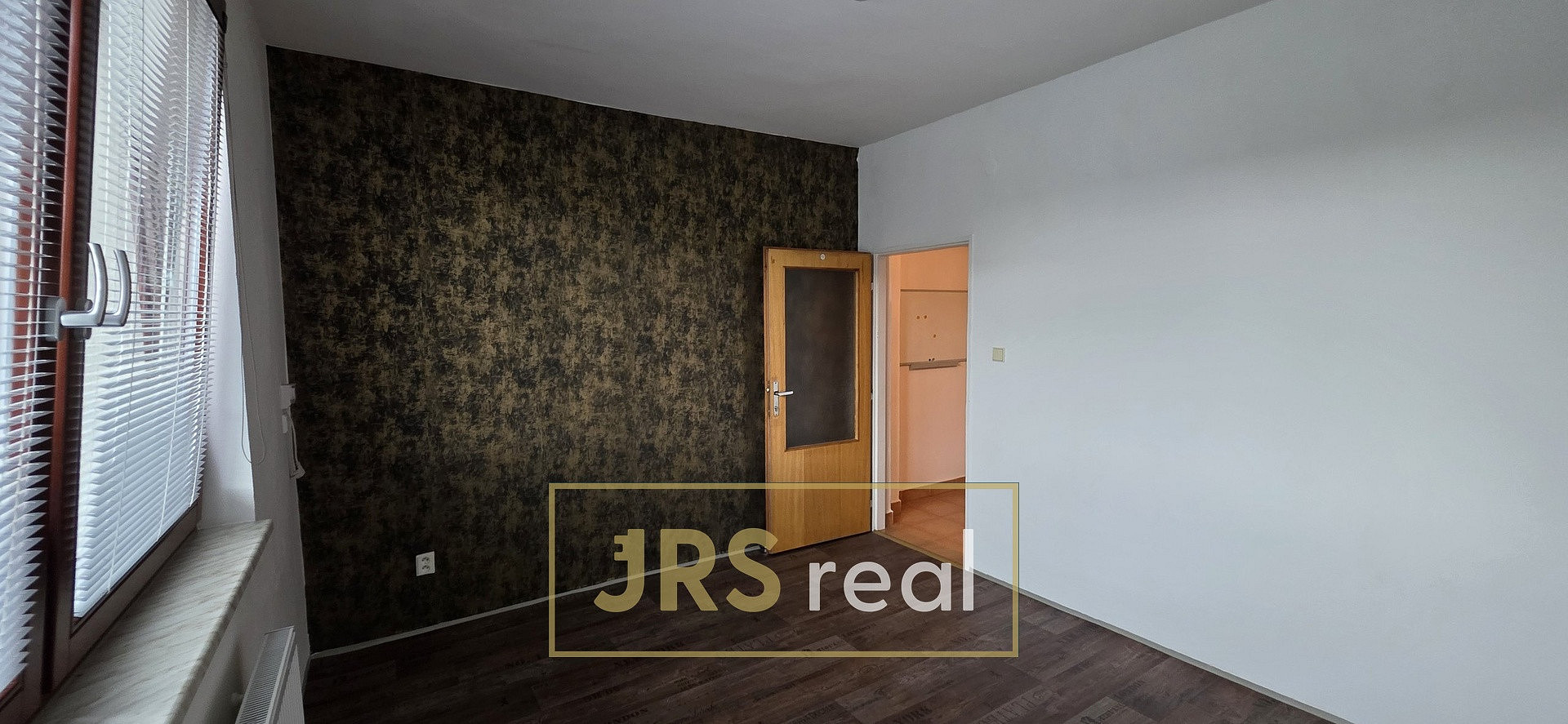Pronájem kanceláře 16 m² — photo 3
