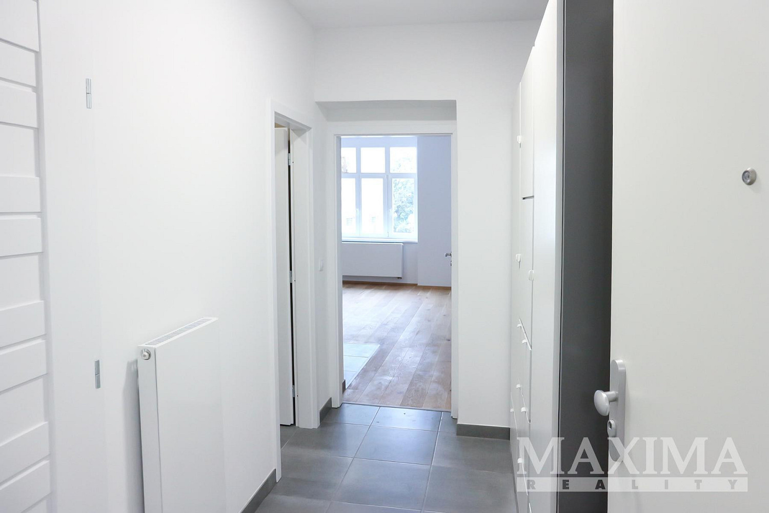 Pronájem bytu 1+kk 34 m² – fotografie 5