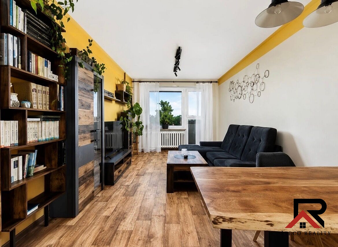 Pronájem bytu 2+1 57 m² – fotografie 2