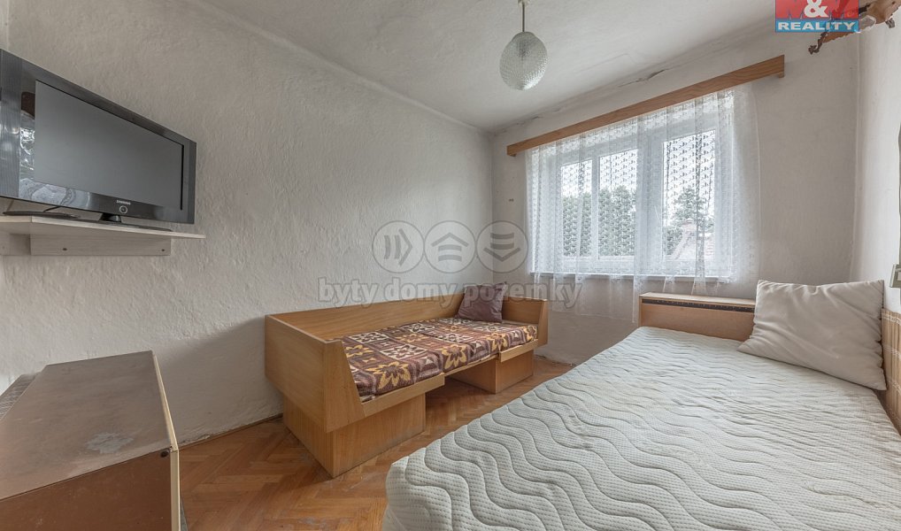 Prodej domu 246 m² s pozemkem 605 m², Jesenný – náhled fotky 13