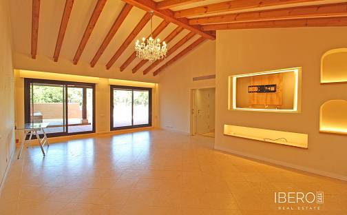 Prodej bytu 5+kk 230 m², Guadalmina Baja, Španělsko