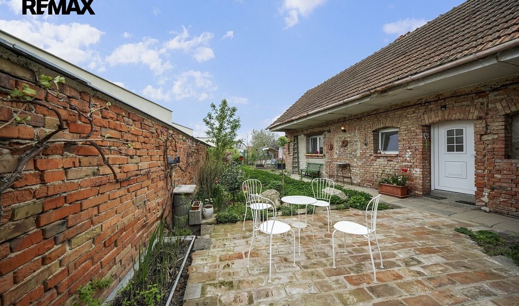 Prodej domu 210 m² s pozemkem 743 m², Modřice – náhled fotky 17