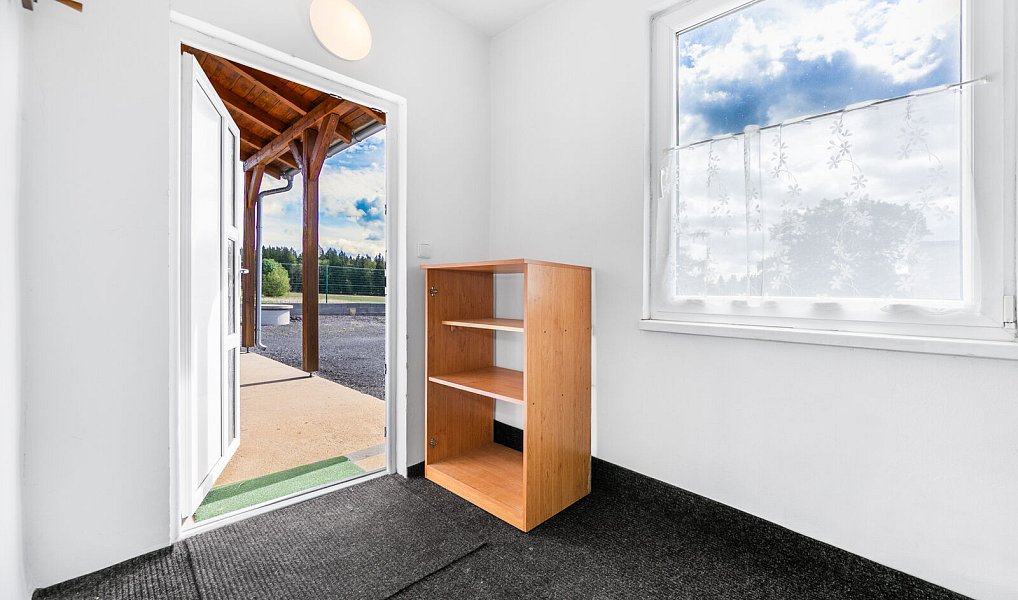 Prodej domu 120 m² s pozemkem 554 m², Teplá – náhled fotky 8