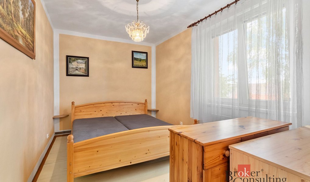 Prodej bytu 3+1 77 m², Dobrovice – náhled fotky 4