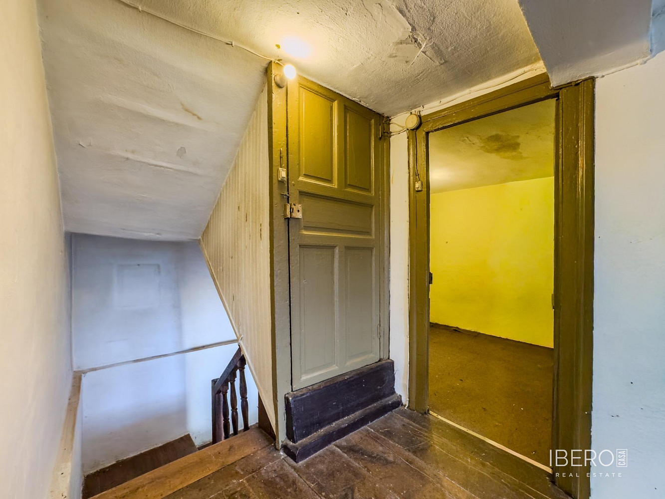 Prodej domu 242 m² s pozemkem 252 m² – další