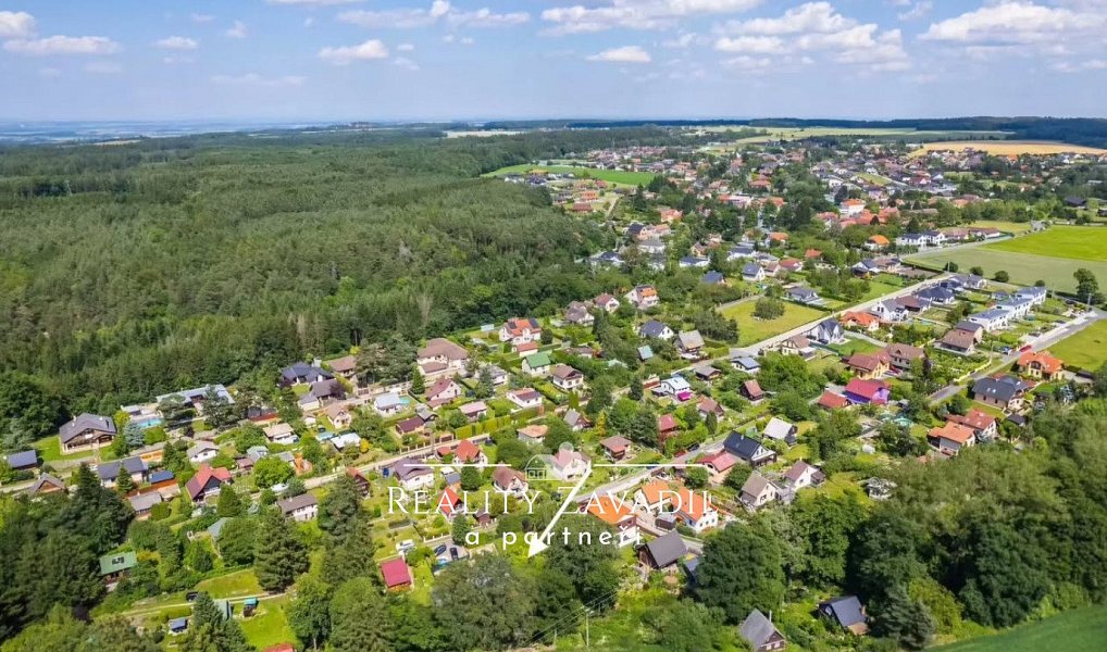 Prodej stavebního pozemku 543 m², Babice – náhled fotky 4