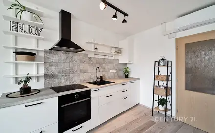 Pronájem bytu 2+kk 57 m², Sokolská, Znojmo