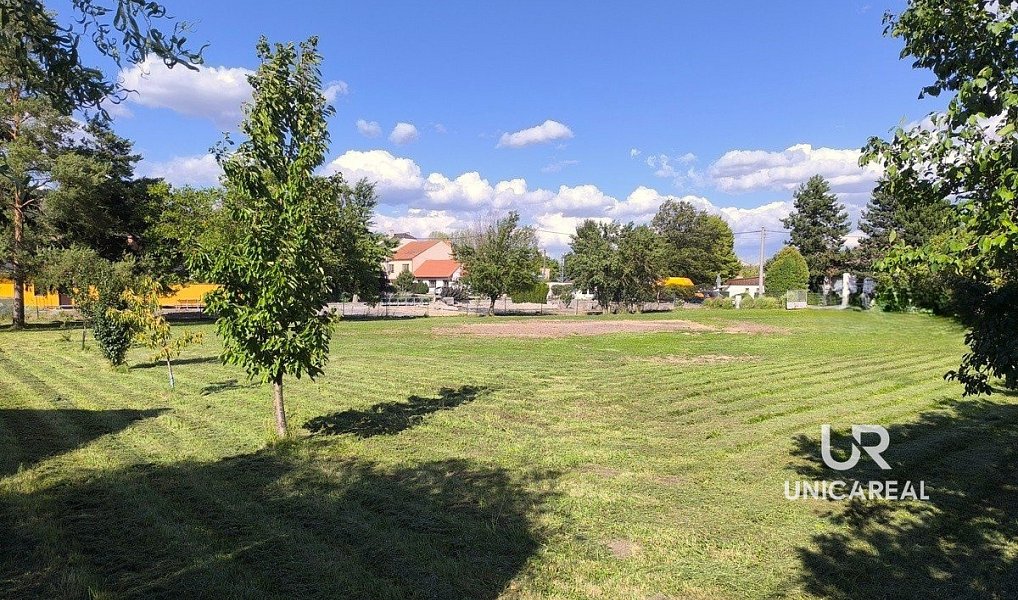 Prodej stavebního pozemku 2 348 m², Kovalovice – náhled fotky 3