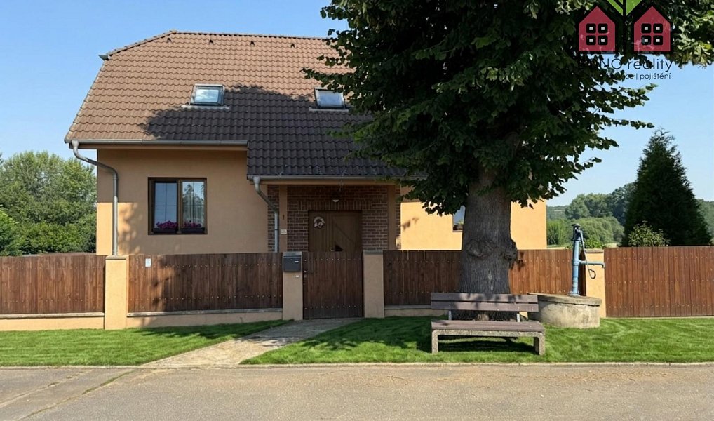 Prodej domu 230 m² s pozemkem 939 m², Záluží – náhled fotky 5