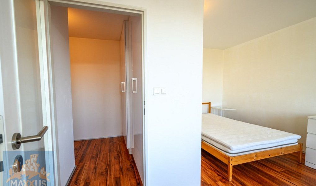 Pronájem bytu 1+kk 37 m², Praha – náhled fotky 5