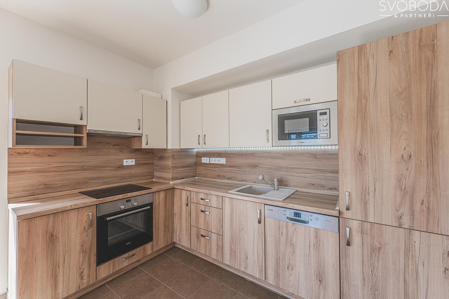 Prodej bytu 3+kk 75 m² — photo 3