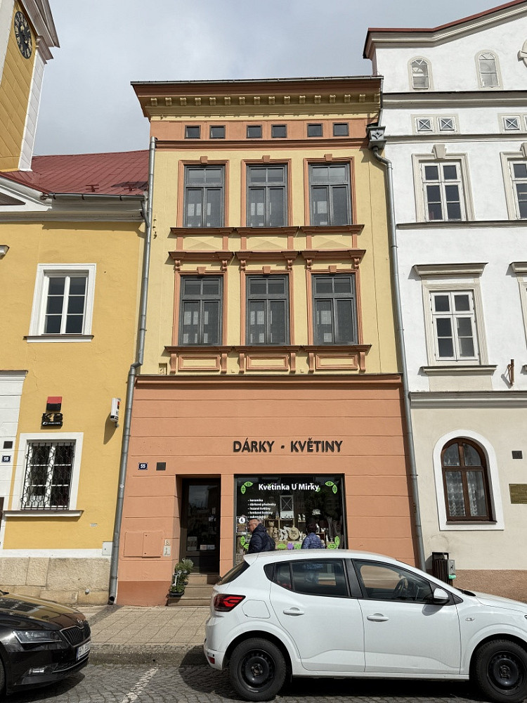 Prodej domu 916 m² s pozemkem 331 m²
