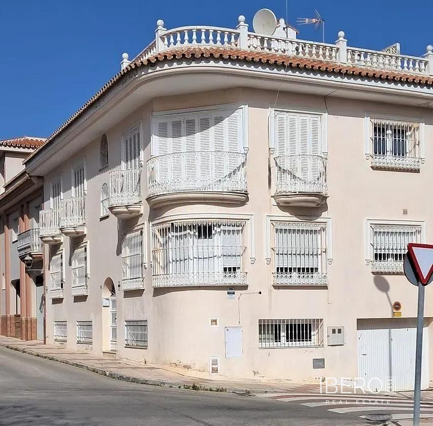 Piso 6+kk – Alhaurín de la Torre, Los Tomillares - Vista 2