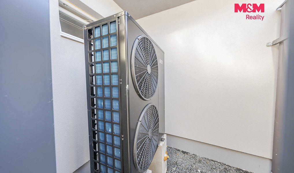 Pronájem domu 302 m² s pozemkem 421 m², Vrátno – náhled fotky 24