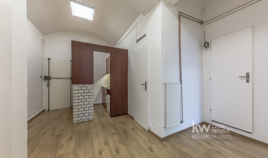 Pronájem obchodních prostor 270 m², Praha – náhled fotky 11