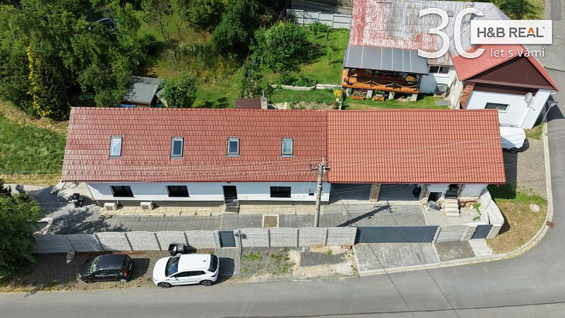 Prodej domu 300 m² s pozemkem 1 220 m²