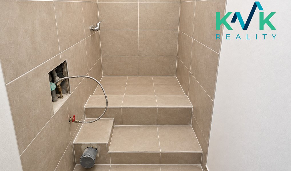 Prodej komerčního objektu (jiného typu) 100 m², Březová – náhled fotky 5