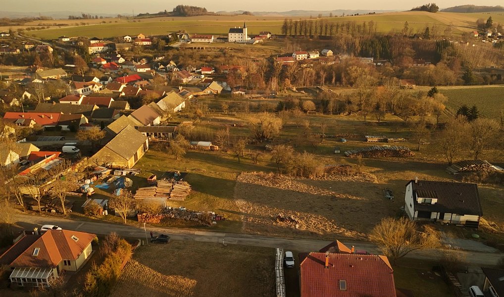 Prodej stavebního pozemku 1 850 m², Brtnice – náhled fotky 12