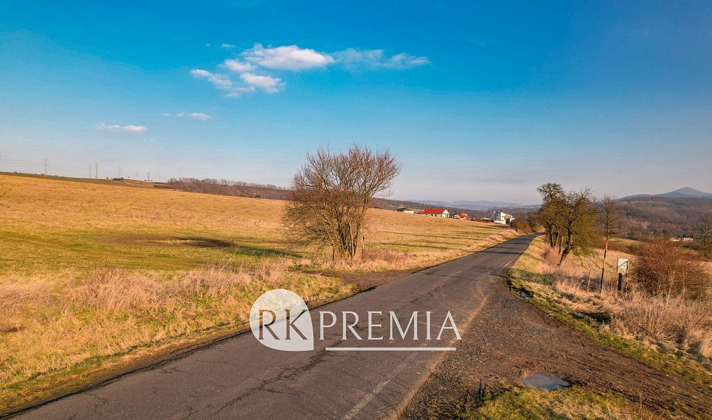 Prodej pole 99 231 m², Bžany – náhled fotky 6