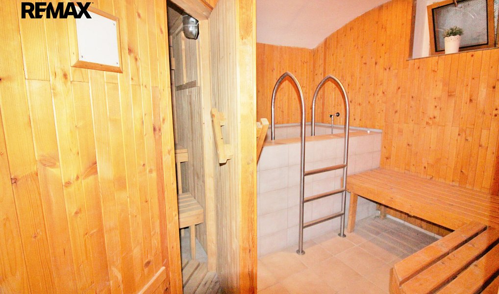 Pronájem domu 200 m² s pozemkem 219 m², Praha – náhled fotky 14