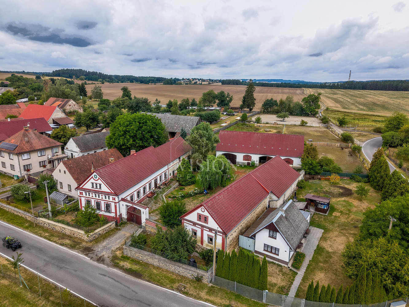 Prodej domu 2 225 m² s pozemkem 900 m²
