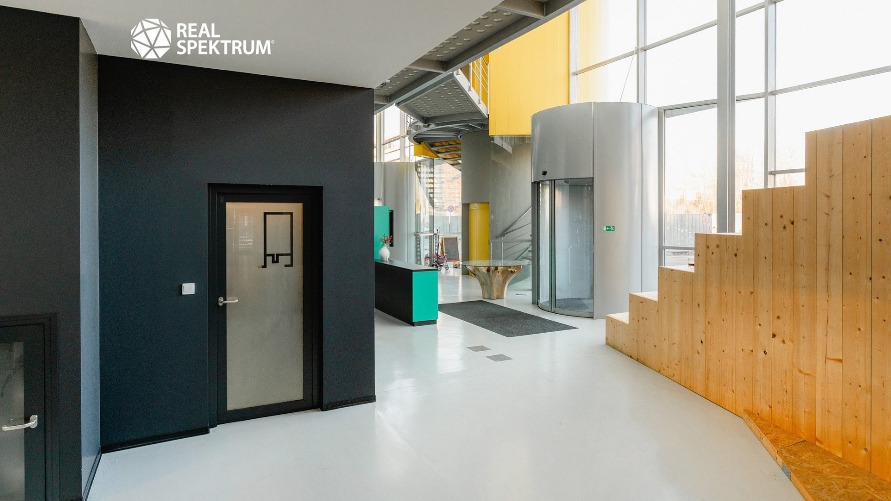 Pronájem kanceláře 1 000 m² – fotografie 5