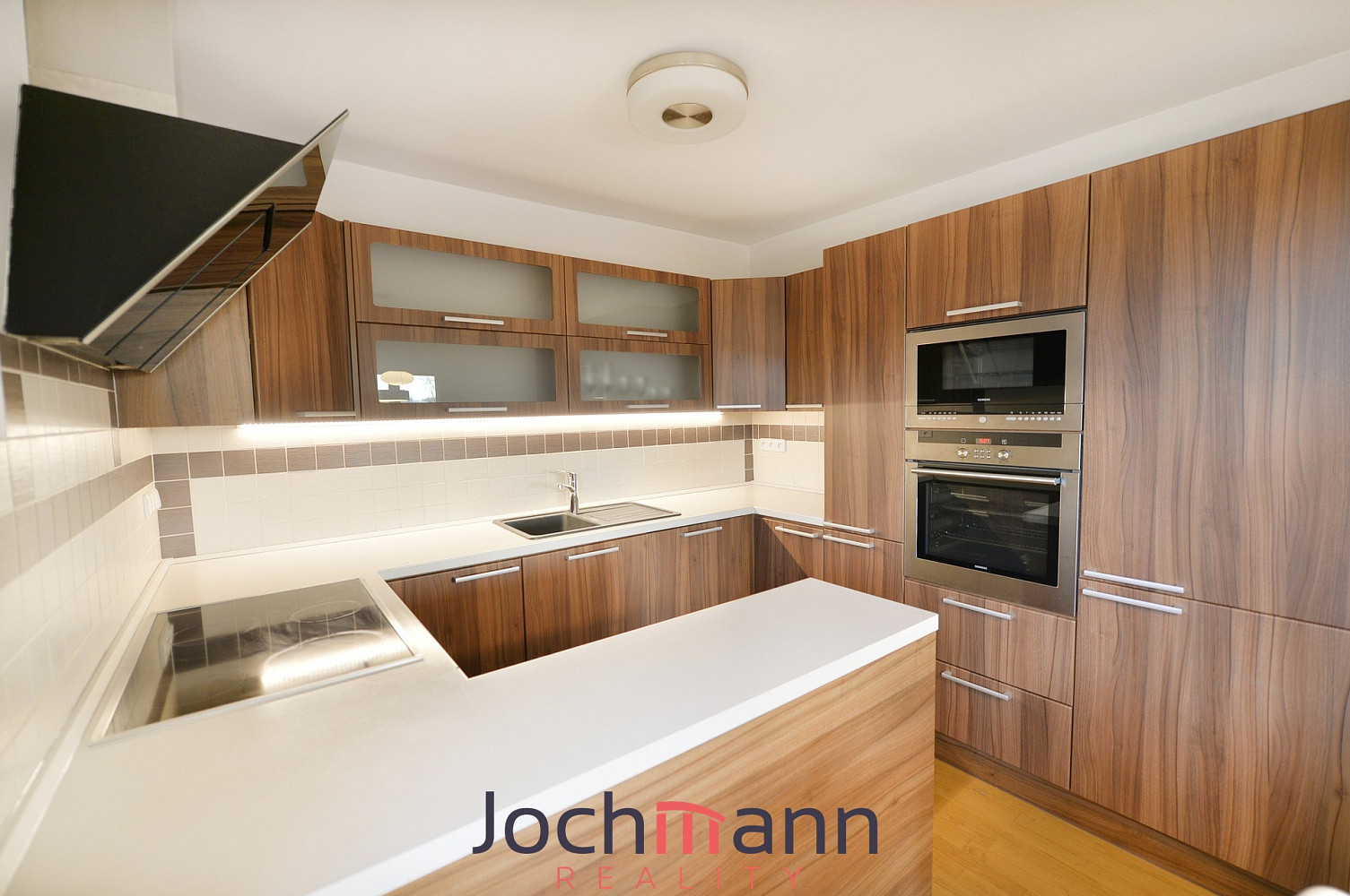 Pronájem domu 131 m² s pozemkem 1 014 m² — photo 3