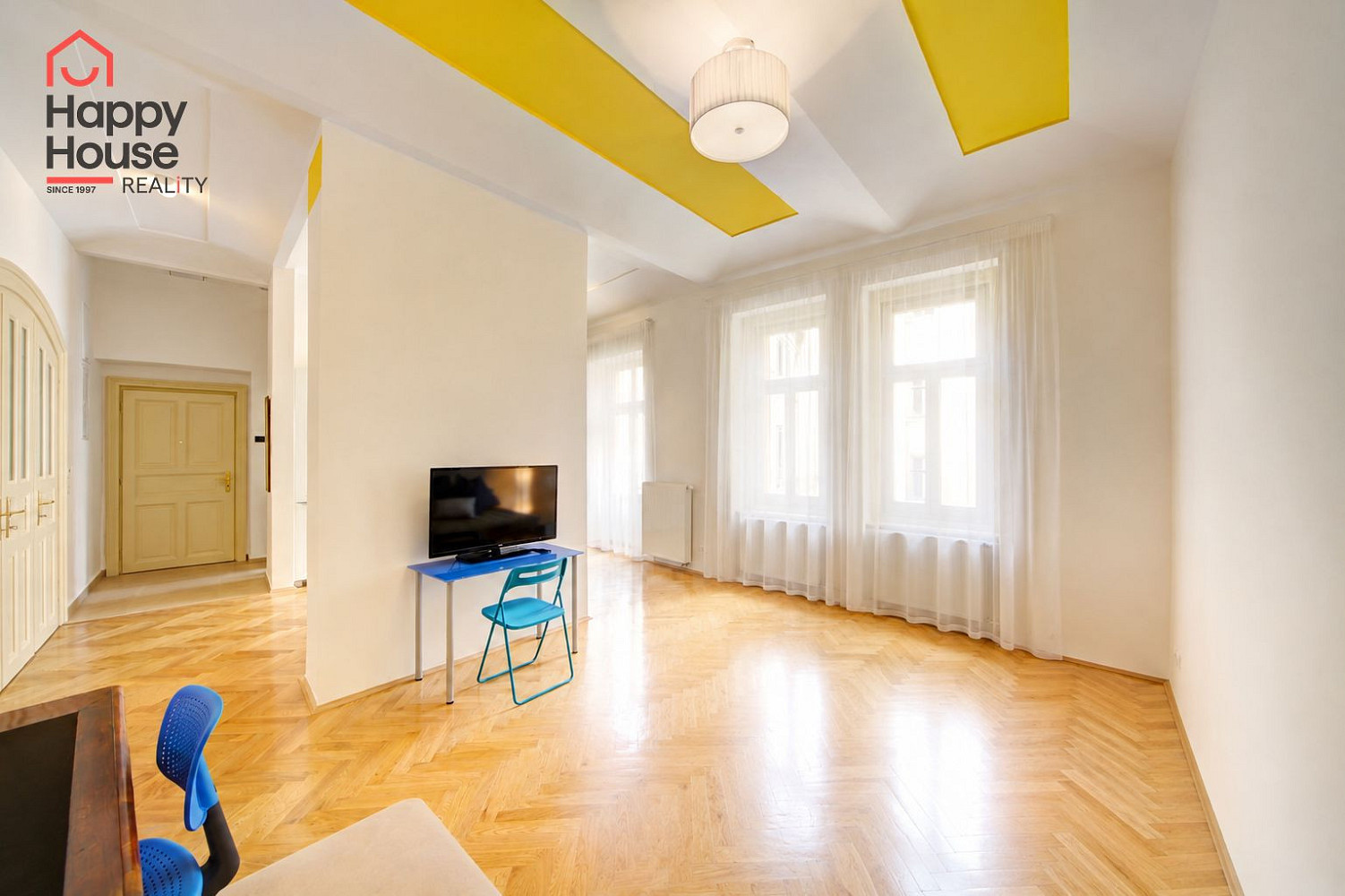 Pronájem bytu 2+kk 65 m² – fotografie 2