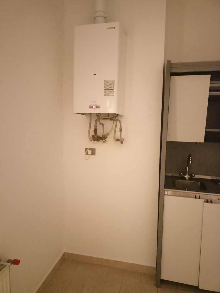 Pronájem kanceláře 73 m² – fotografie 5