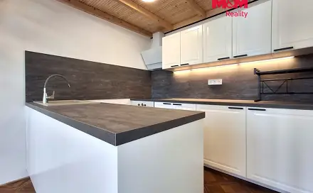 Pronájem bytu 2+kk 55 m², Na Dubovci, Strakonice - Strakonice II