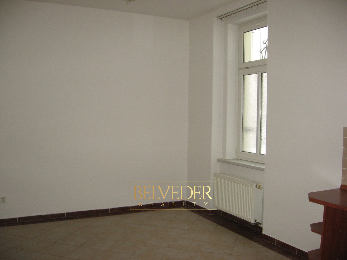 Pronájem bytu 2+1 74 m² – fotografie 3