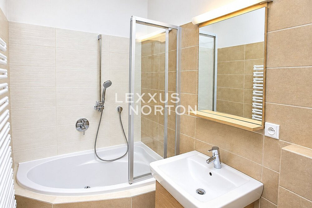Pronájem bytu 2+kk 62 m² – fotografie 5
