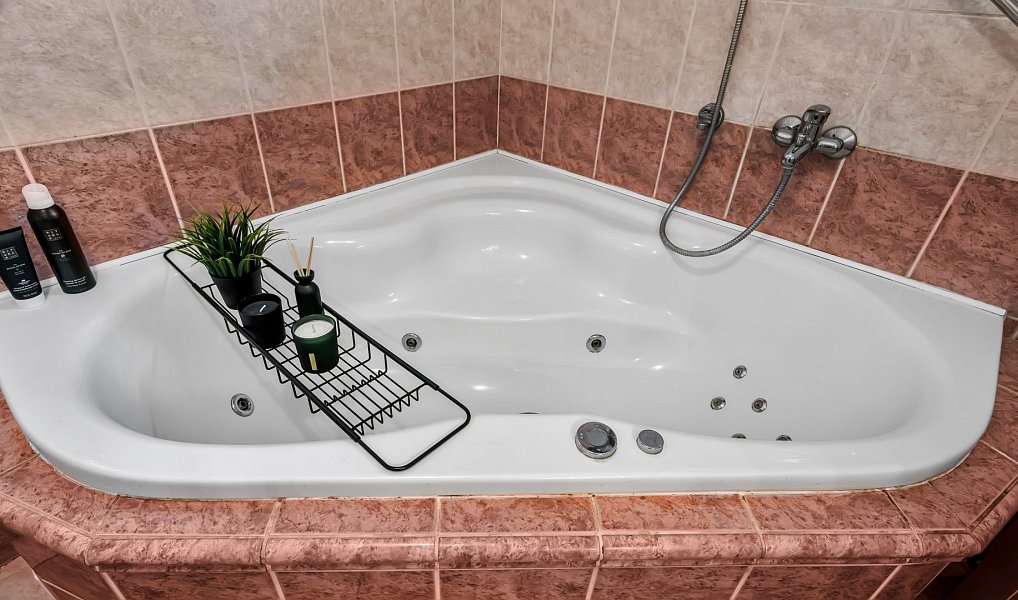 Prodej domu 286 m² s pozemkem 722 m², Veleň – náhled fotky 33