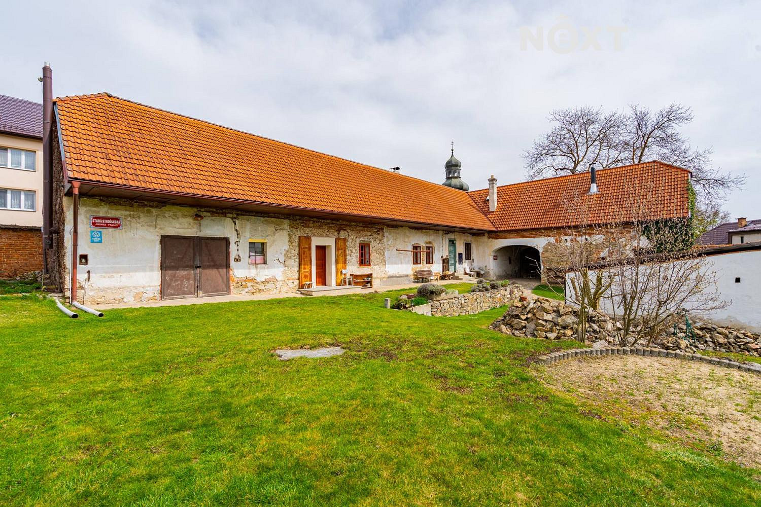 Prodej domu 560 m² s pozemkem 3 596 m²