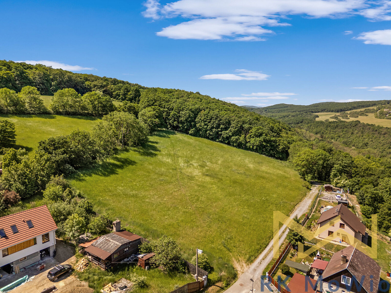 Prodej stavebního pozemku 16 376 m² – fotografie 2