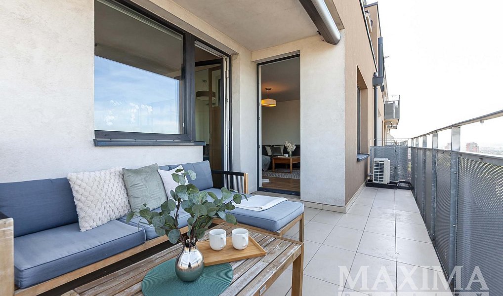Prodej bytu 4+kk 104 m², Praha – náhled fotky 2