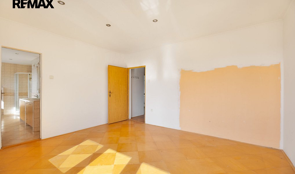 Prodej domu 240 m² s pozemkem 297 m², Hlučín – náhled fotky 16