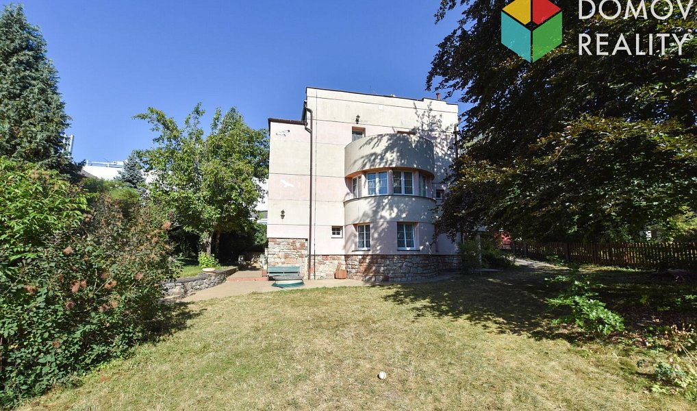 Prodej domu 220 m² s pozemkem 831 m², Beroun – náhled fotky 33