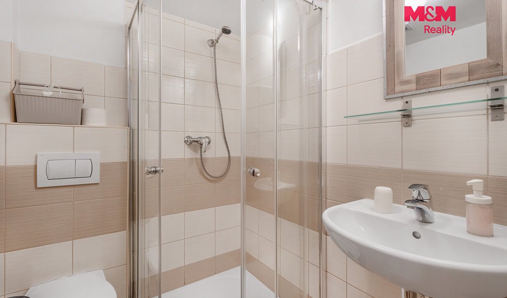 Prodej ubytovacího objektu 300 m², Hřensko – náhled fotky 23