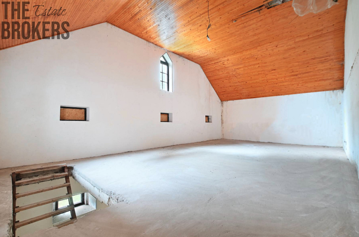Prodej domu 5 000 m² s pozemkem 42 000 m² – fotografie 4