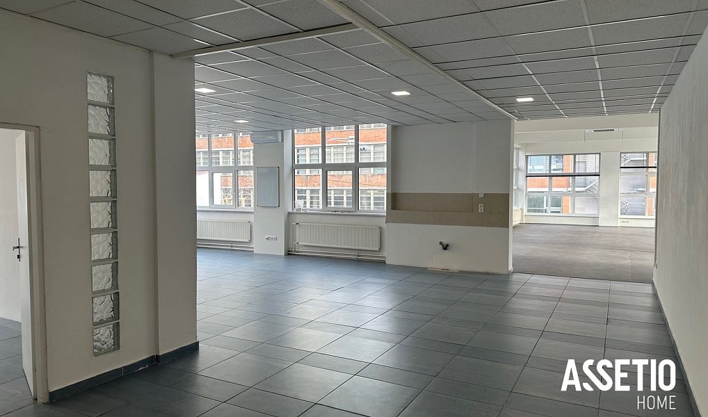Pronájem kanceláře 171 m², Zlín – náhled fotky 7
