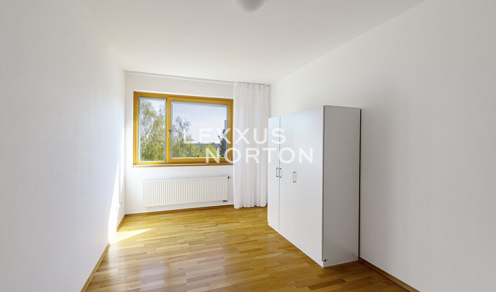 Prodej bytu 4+kk 127 m², Praha – náhled fotky 9