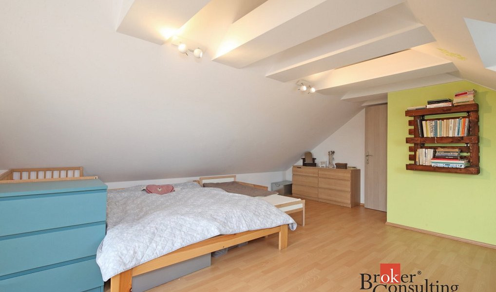Prodej bytu 3+kk 74 m², Jinočany – náhled fotky 4