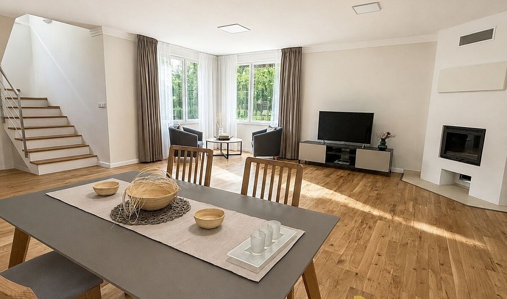Pronájem domu 350 m² s pozemkem 330 m², Praha – náhled fotky 3
