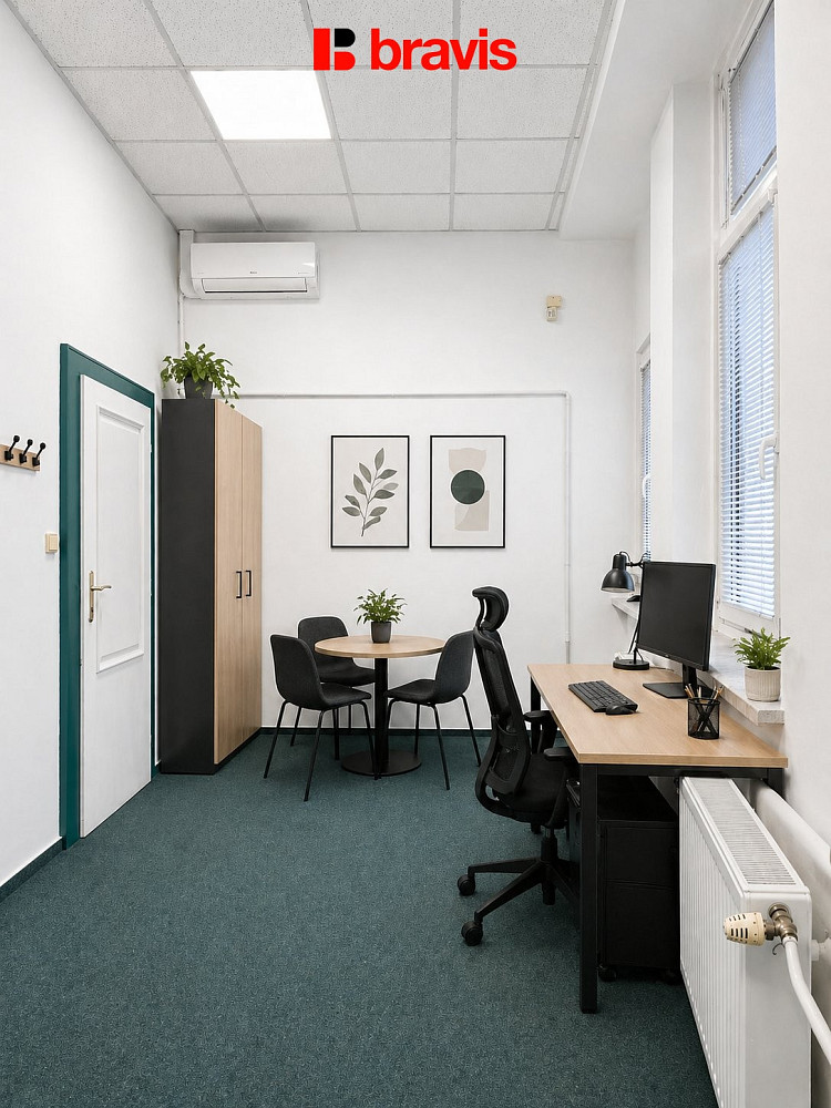 Pronájem kanceláře 25 m² — photo 2