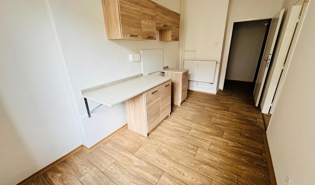 Pronájem bytu 1+1 37 m², Most – náhled fotky 2
