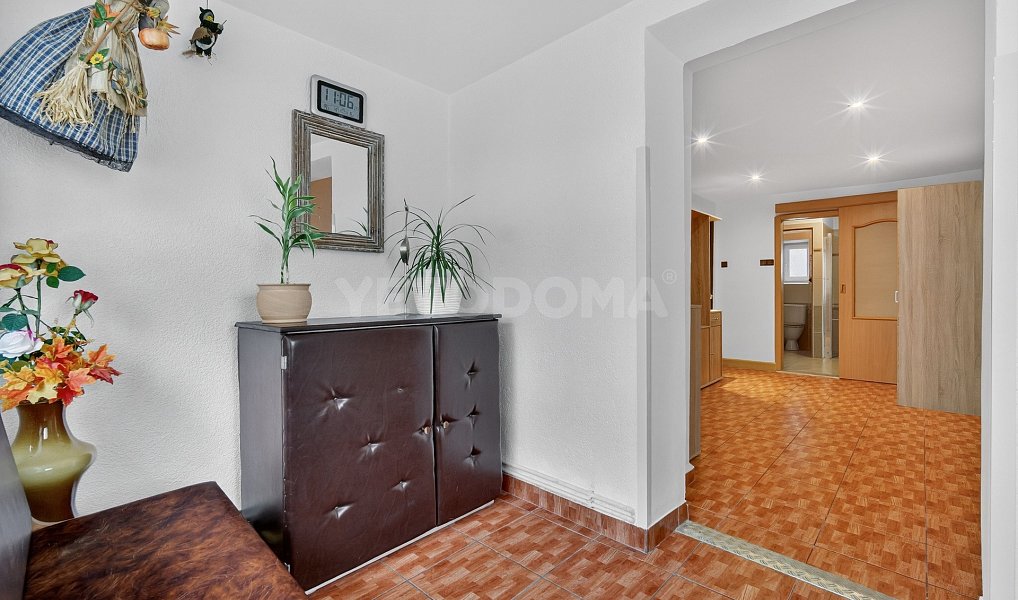 Prodej domu 231 m² s pozemkem 1 422 m², Benešovice – náhled fotky 28