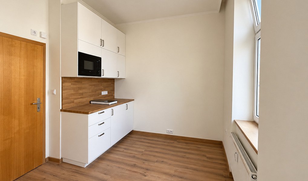 Prodej bytu atypického 12 m², Praha – náhled fotky 4